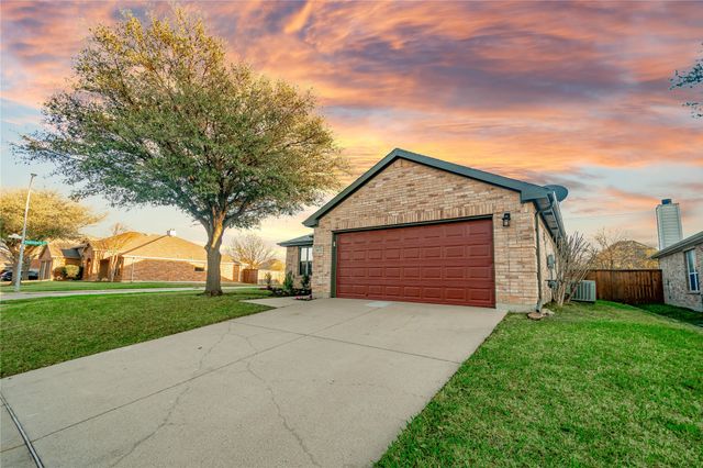 13017 Fencerow Road, Fort Worth, TX 76244