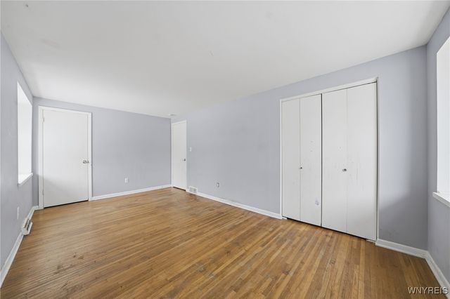 125 East Summerset Lane, Amherst, NY 14228