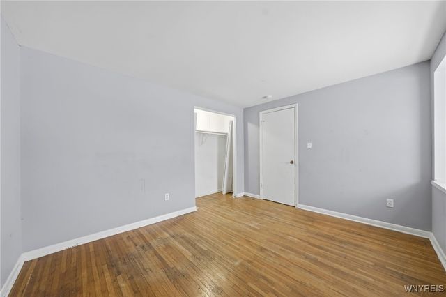 125 East Summerset Lane, Amherst, NY 14228