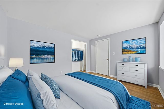 125 East Summerset Lane, Amherst, NY 14228