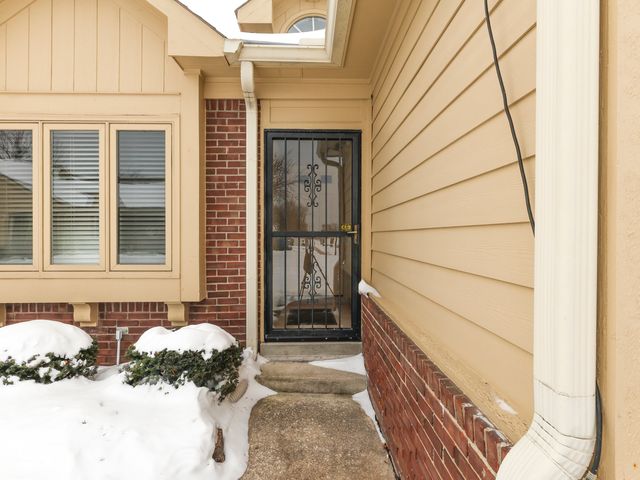 1045 Peppermill Run, Greenwood, IN 46143