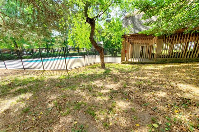 6767 Meadow Oak Pl Apt 3, Memphis, TN 38120