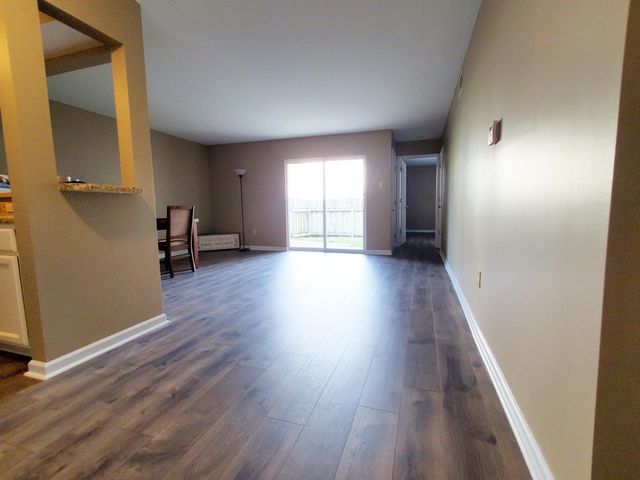 6767 Meadow Oak Pl Apt 3, Memphis, TN 38120