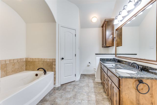 1204 Eagle Lake Drive, Azle, TX 76020