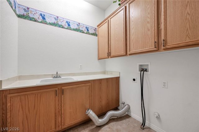 3009 Teal Beach Street, Las Vegas, NV 89117