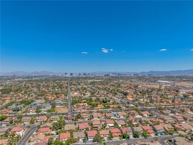 3009 Teal Beach Street, Las Vegas, NV 89117