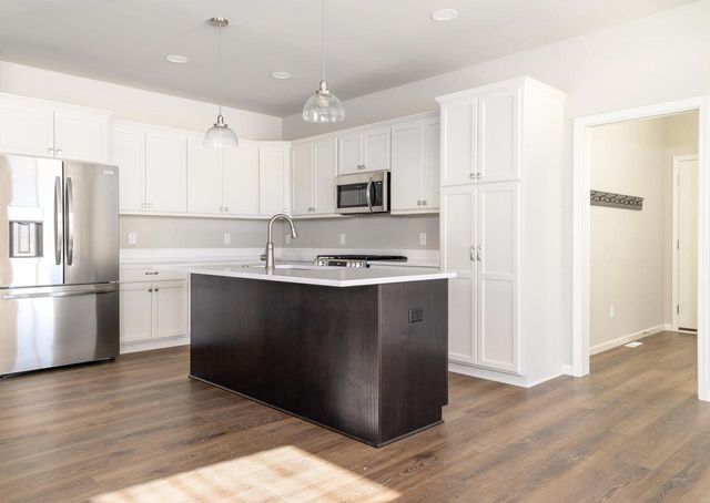 1221 Orchid Petal Drive, Sun Prairie, WI 53590