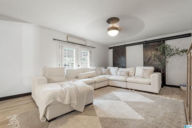 6713 LOVELESS PARK LOOP, Bessemer, AL 35022