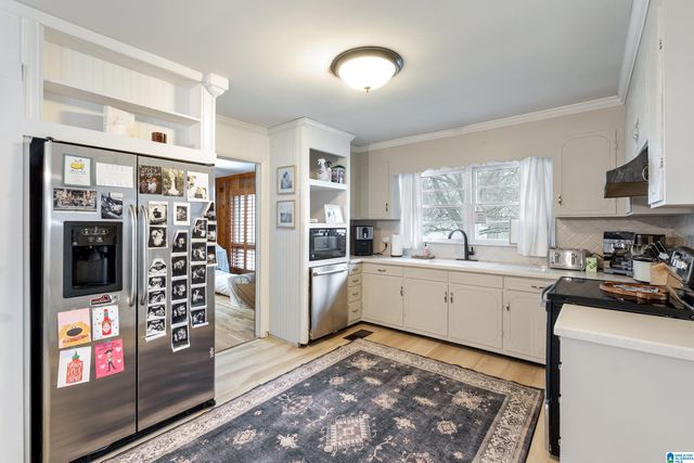 6713 LOVELESS PARK LOOP, Bessemer, AL 35022