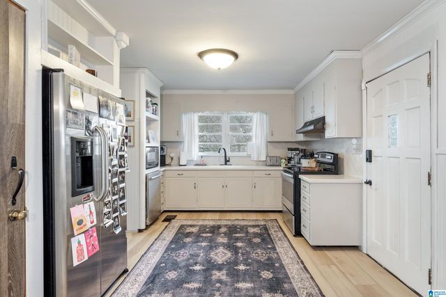 6713 LOVELESS PARK LOOP, Bessemer, AL 35022