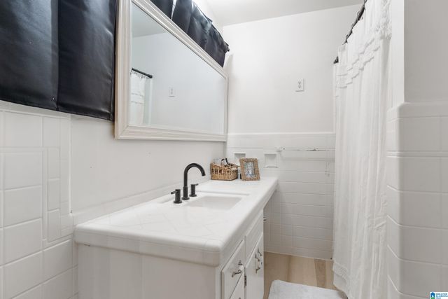 6713 LOVELESS PARK LOOP, Bessemer, AL 35022