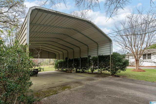 6713 LOVELESS PARK LOOP, Bessemer, AL 35022