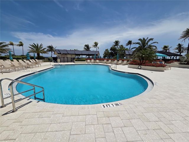 4900 N Ocean Blvd Apt 912, Lauderdale By The Sea, FL 33308
