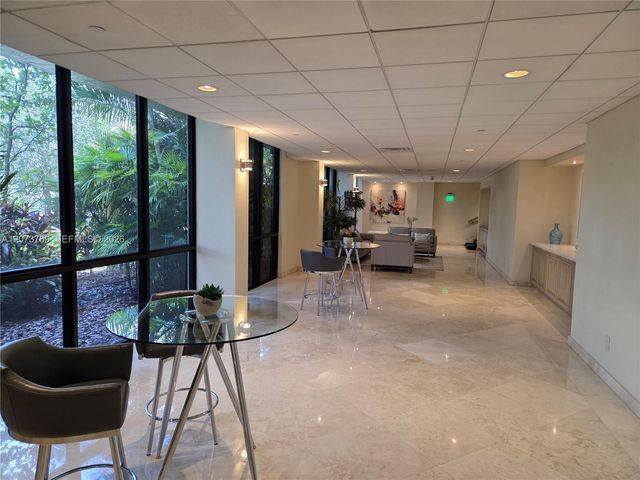 4900 N Ocean Blvd Apt 912, Lauderdale By The Sea, FL 33308