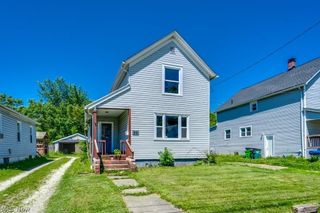 36 21st Street NW, Barberton, OH 44203