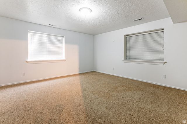 246 E COTTAGE WOOD LN, Murray, UT 84107