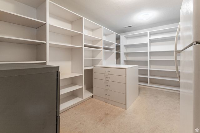 246 E COTTAGE WOOD LN, Murray, UT 84107