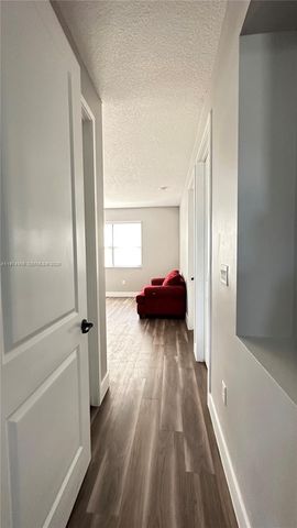 3278 W 97th Ter, Hialeah, FL 33018