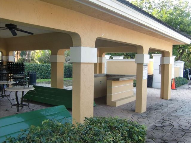 4045 Mcnab Road 201 G, Pompano Beach, FL 33069