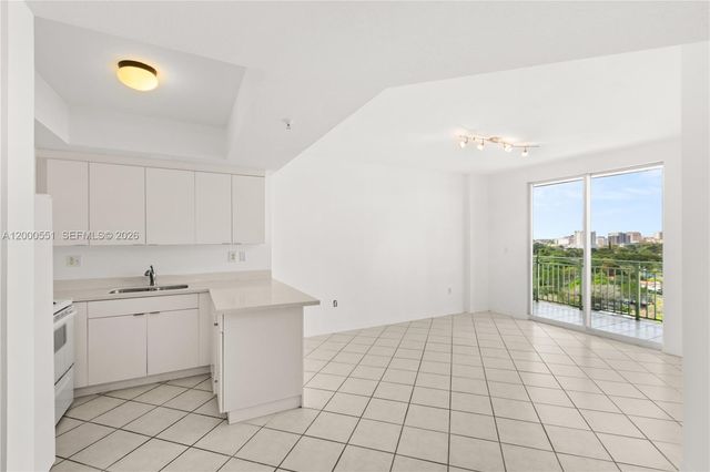 3500 Coral Way 1112, Miami, FL 33145