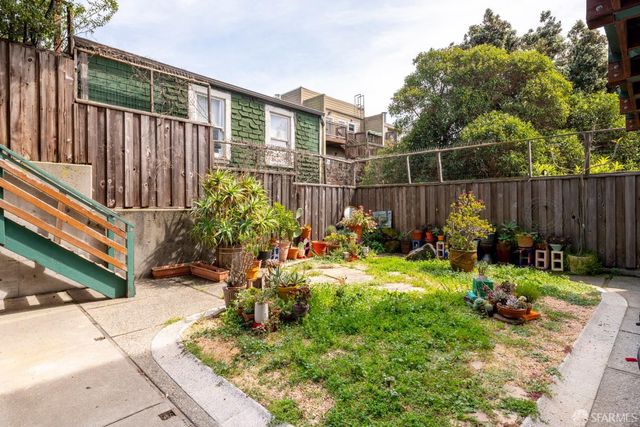 875 Vermont Street 204, San Francisco, CA 94107