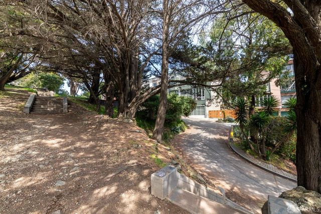 875 Vermont Street 204, San Francisco, CA 94107