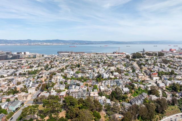 875 Vermont Street 204, San Francisco, CA 94107