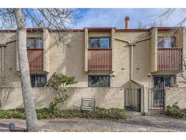 1060 S Parker Rd 25, Denver, CO 80231