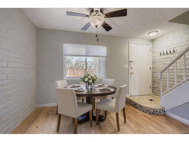 1060 S Parker Rd 25, Denver, CO 80231