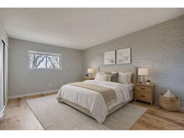 1060 S Parker Rd 25, Denver, CO 80231