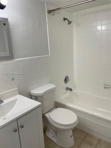 7917 West Dr 16, North Bay Village, FL 33141
