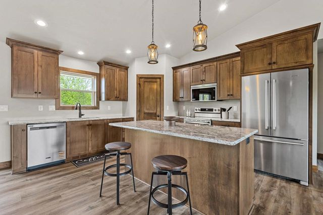 3841 VAN LANEN ROAD, Green Bay, WI 54311