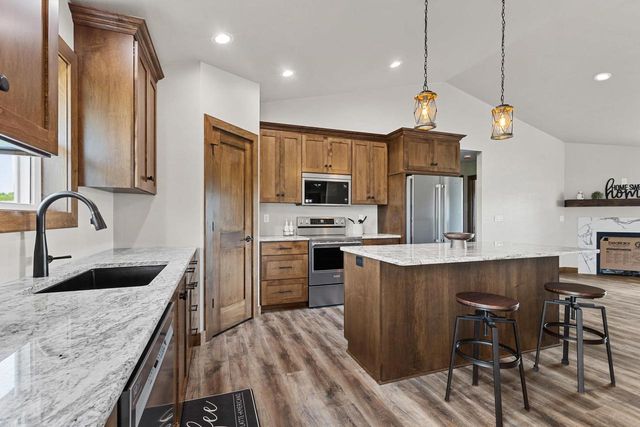 3841 VAN LANEN ROAD, Green Bay, WI 54311