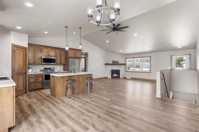 3841 VAN LANEN ROAD, Green Bay, WI 54311