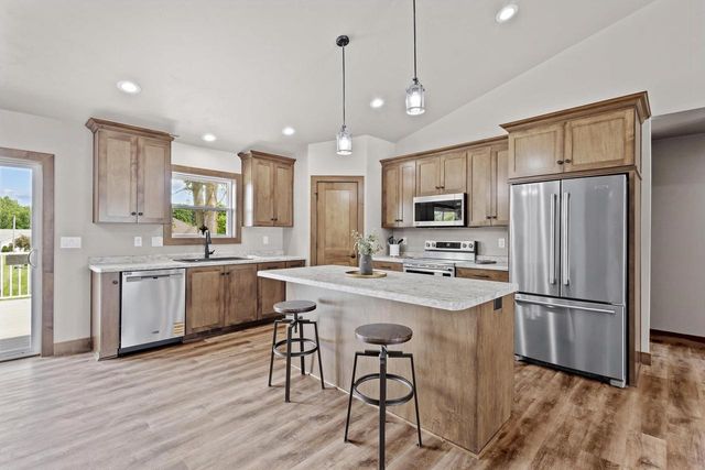 3841 VAN LANEN ROAD, Green Bay, WI 54311