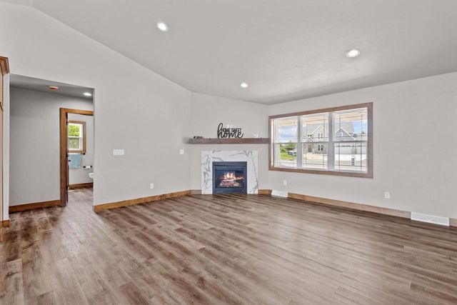 3841 VAN LANEN ROAD, Green Bay, WI 54311