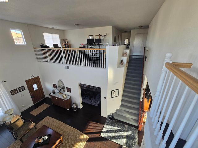 6 Bridlewood Ct, Pittsburg, CA 94565