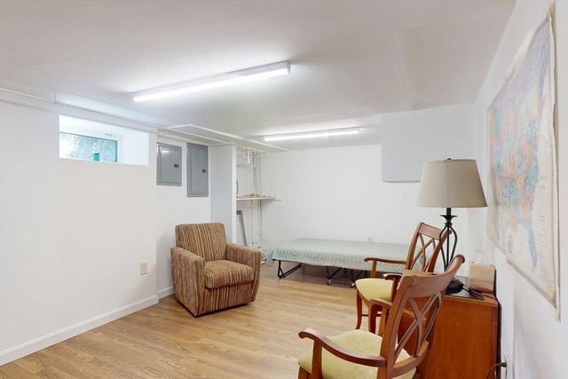 707 South Street, Waltham, MA 02453