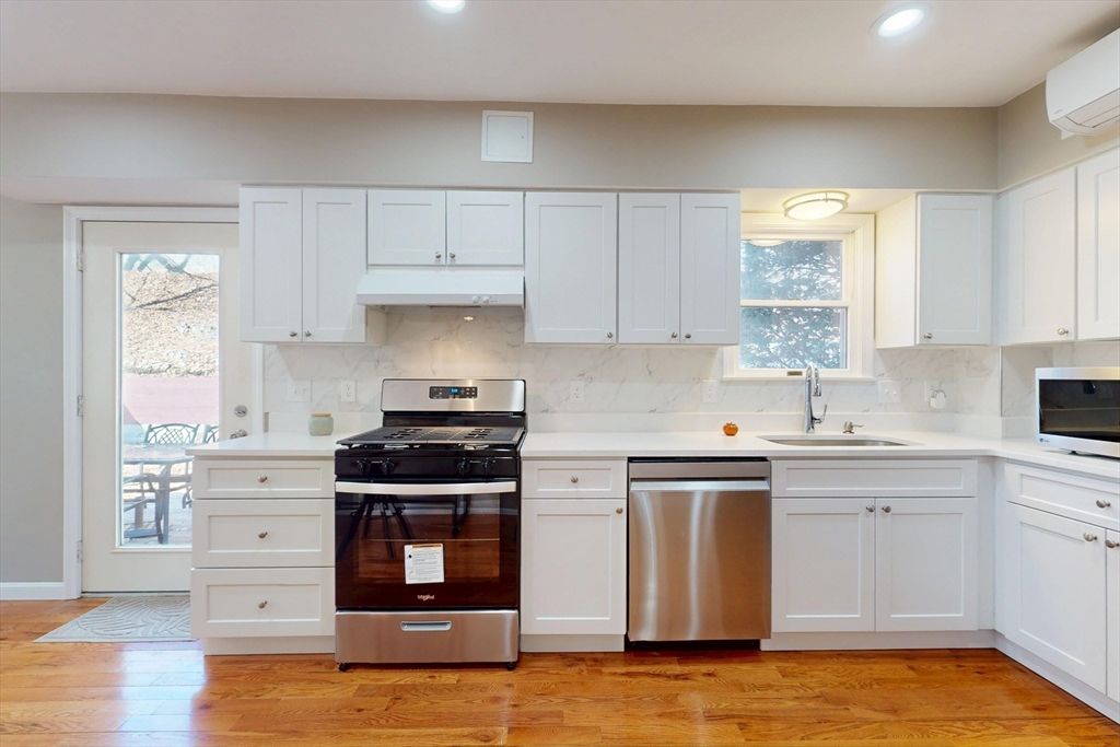 707 South Street, Waltham, MA 02453