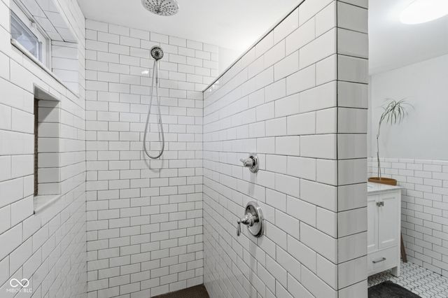 202 S Buck Street, Whitestown, IN 46075