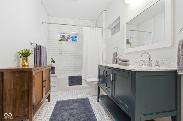 202 S Buck Street, Whitestown, IN 46075