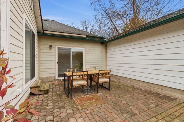 202 S Buck Street, Whitestown, IN 46075