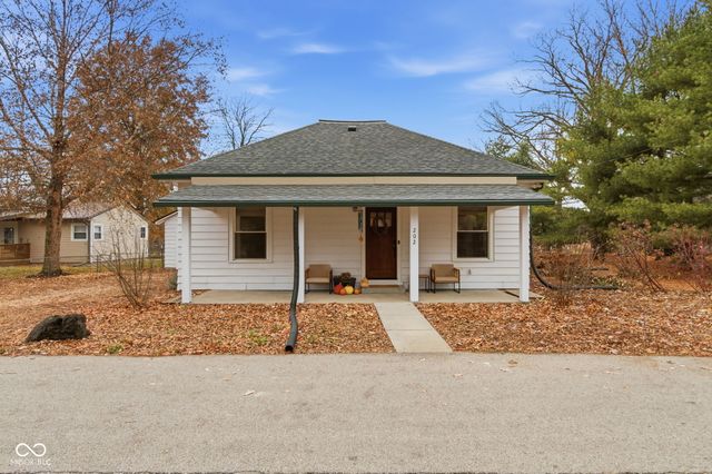 202 S Buck Street, Whitestown, IN 46075