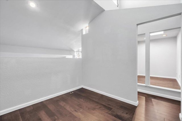 5843 Gloria Dr, Sacramento, CA 95822