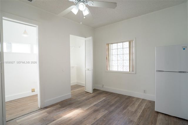 933 NW 133rd Ct, Miami, FL 33182