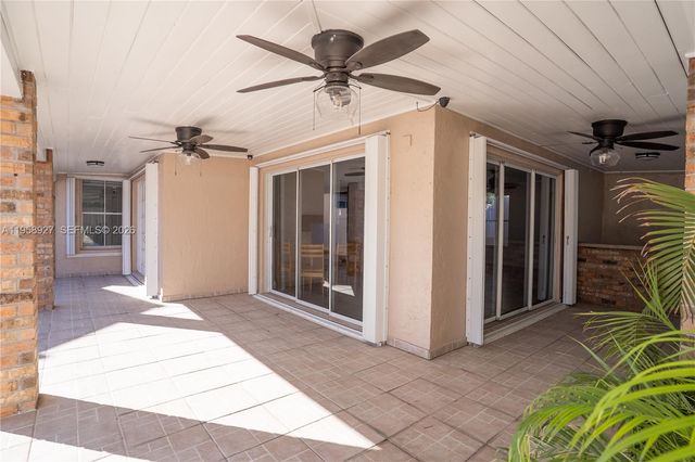 933 NW 133rd Ct, Miami, FL 33182