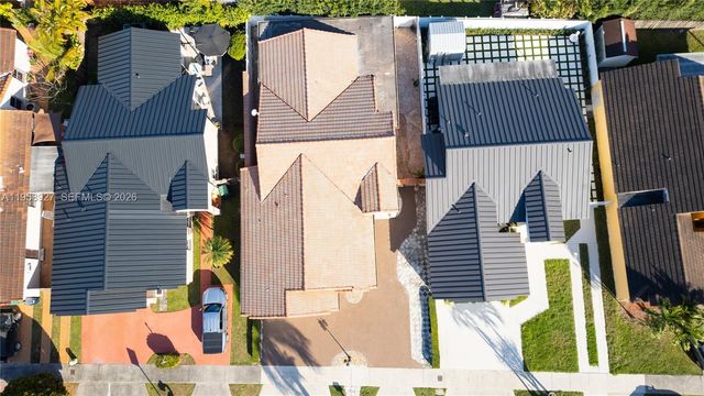 933 NW 133rd Ct, Miami, FL 33182