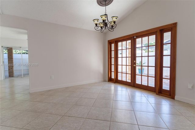 933 NW 133rd Ct, Miami, FL 33182