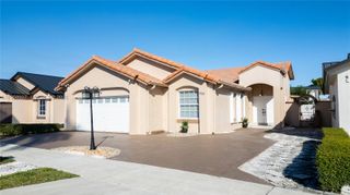 933 NW 133rd Ct, Miami, FL 33182