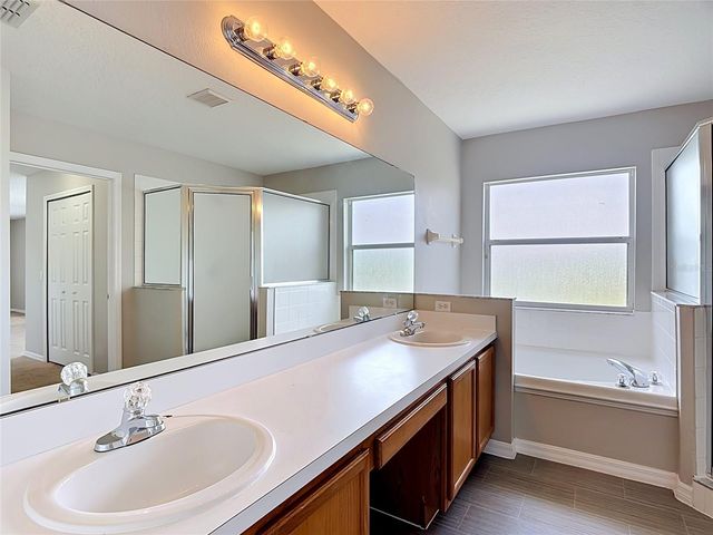 1118 LIBERTY HALL DRIVE, Kissimmee, FL 34746